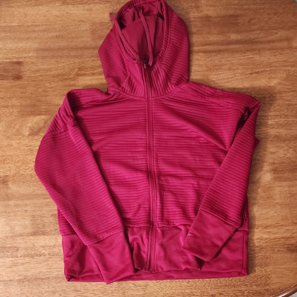Nike Women's Hoodie in Rich Red